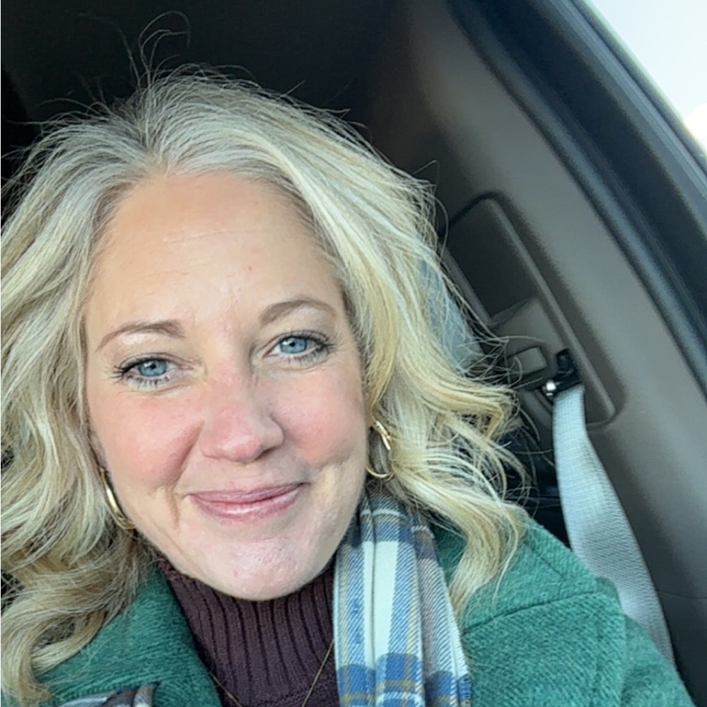 Meet your Posher, Misty